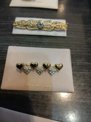 Lote de broches dorados