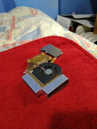 Ventilador disipador Lenovo portátil