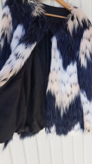Chaquetón pelo azul y blanco