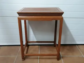 Mesa auxiliar oriental vintage madera