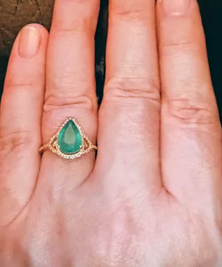 Anillo Oro 14k Esmeralda y Diamantes Certificado