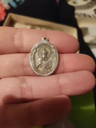 Lotto di 5 antiche medaglie religiose