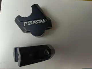 Alzas Manillar Moto Guzzi V85TT Negras