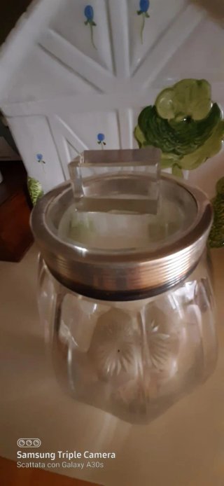 Contenitore antico cristallo e metallo