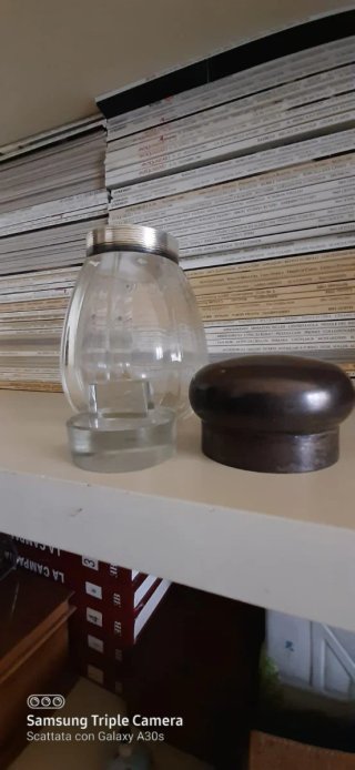 Contenitore antico cristallo e metallo