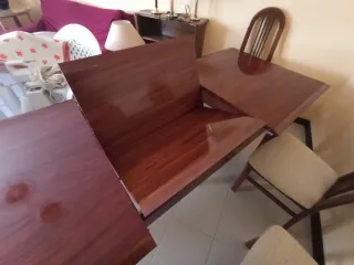 Mesa de comedor de madera extensible