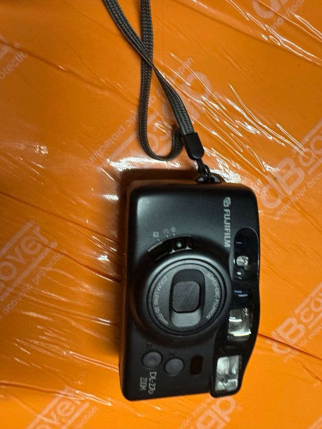 Cámara Fujifilm DL-270 Zoom Negra