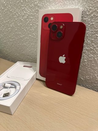 iPhone 13 256GB Red