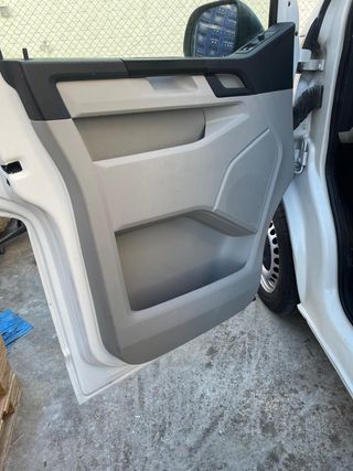 Volkswagen Transporter T6 2017