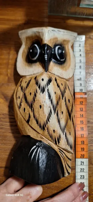 Gufo in legno decorativo