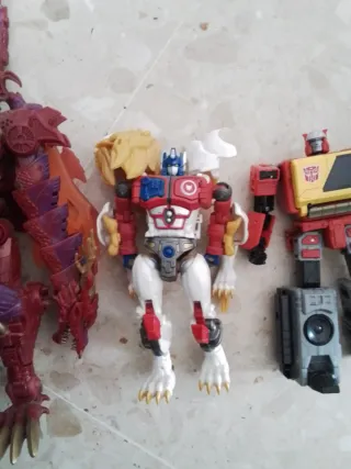 Lote de 3 figuras Transformers