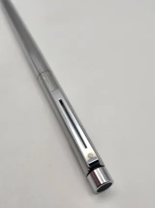 Caneta Sheaffer Targa Slim 1000 (M) com conversor