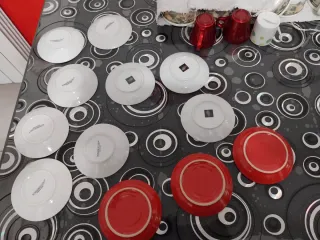 Set piattini tazzine assortiti