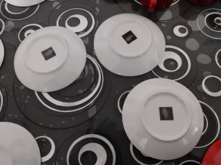 Set piattini tazzine assortiti