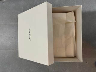 Caja y Bolsa XL Saint Laurent Beige