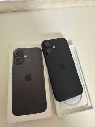 IPHONE 16 en perfecto estado 91%  de batería