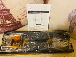 Soporte TV Pared PERLESMITH Inclinable – 26” a 65”