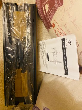 Soporte TV Pared PERLESMITH Inclinable – 26” a 65”