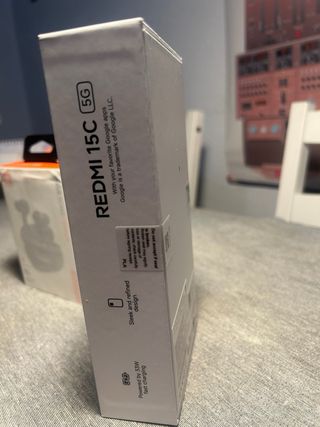 Xiaomi Redmi 15C 256GB Nuevo + cascos JBL