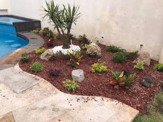 MANTENIMIENTO JARDINERIA INTERIOR CASA CHALET PISO