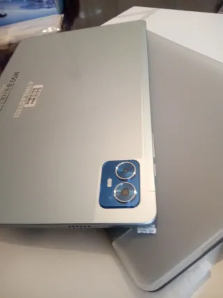 Tablet Teclast M50 con teclado y funda