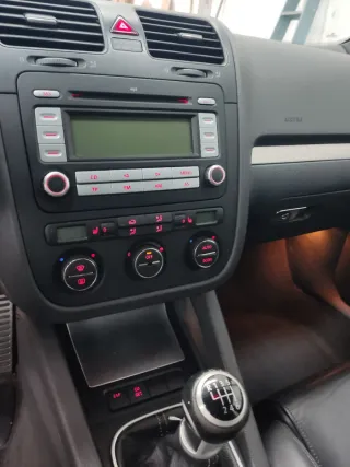 Volkswagen Golf 2005