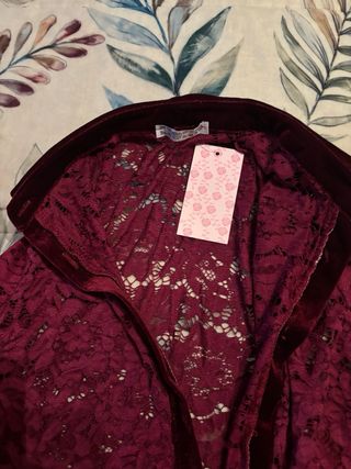 Blusa encaje MIRAIA SRL sin estrenar.