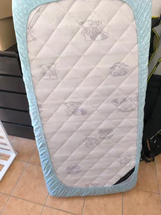 Cuna madera + colchón de (160x80)