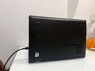 Lenovo ThinkPad con pantalla táctil