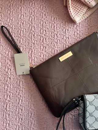 Lote 4 bolsos mano animal print y lisos