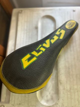 Sillín Ssm Clivus Negro/Amarillo