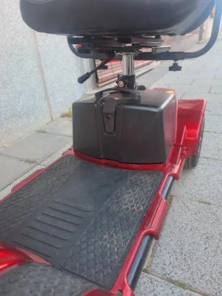 Libercar Urban Scooter Eléctrica Roja.Con garantía