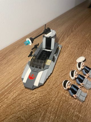 Lego Star Wars 7668: Speeder de Ataque Rebelde