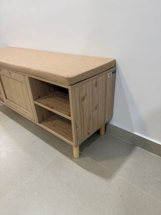 Banco zapatero madera natural con asiento