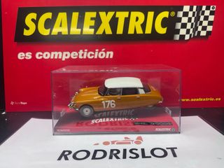 Scalextric Coche DS 19 Naranja