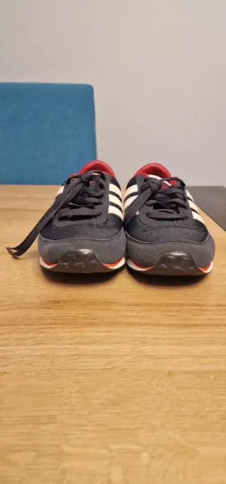Adidas Neo Talla 41 1/3(25,5 cm)originales
