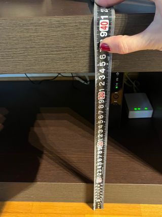 Mueble TV madera y plástico