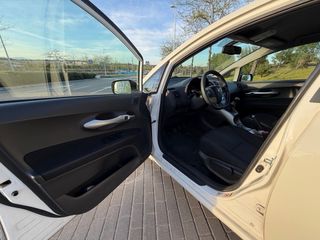 Toyota Auris 2010