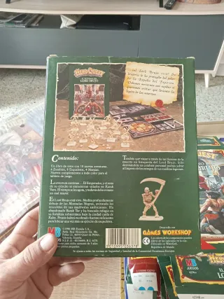 HERO QUEST y SPACE CRUSSADE lote cajas.