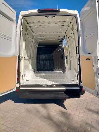IVECO DAILY CON GAS CNG-COCHE NACIONAL-LIBRO