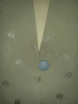 Chaqueta verde con estampado floral