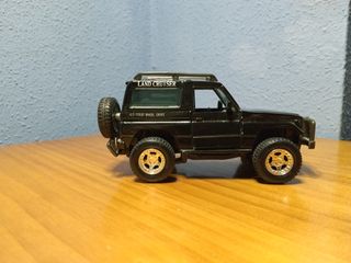 Toyota Land Cruiser LX Serie 70 1/32