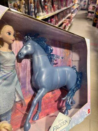 Bambola Frozen Elsa con Cavallo Nokk