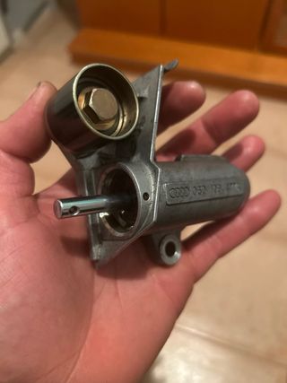 Busco tensor hidráulico de distribución Audi a 4