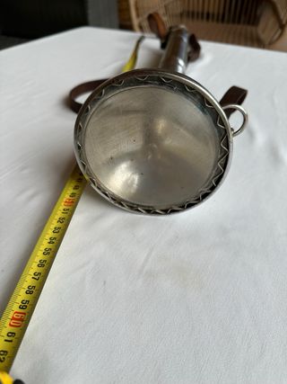 Linterna antigua americana metálica