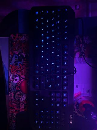 Teclado Gaming GAME RGB