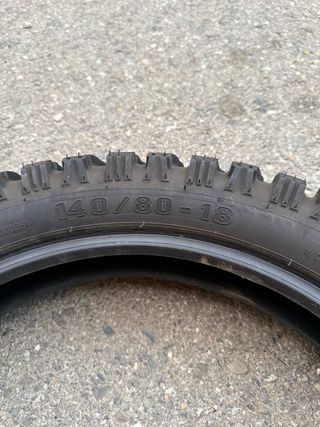 Neumáticos Mitas E07 140/80/18 y 90/90/21