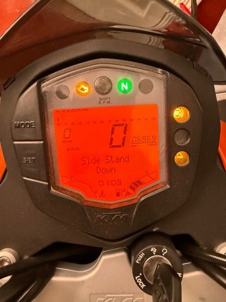 KTM Duke 125 - ¡Como Nueva! 6969 Km!!