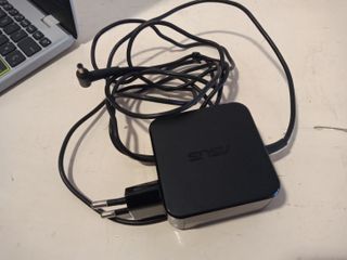 ASUS VIVOBOK E210MA 64Gb Windows 11