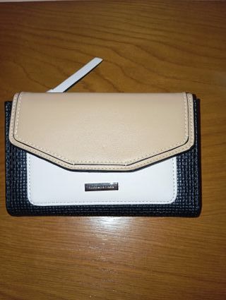 Monedero Beige y Negro